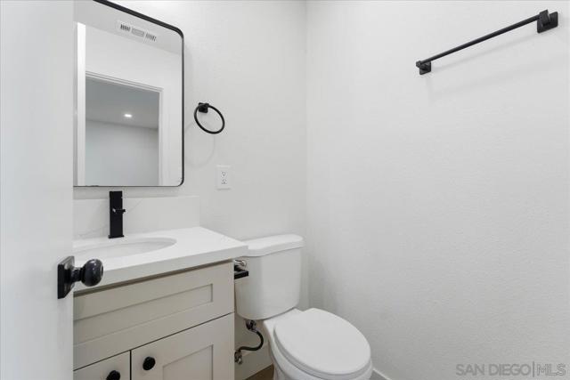 3650 Mount Acadia Blvd, San Diego CA: https://media.crmls.org/mediaz/23b32ff3-2b99-49e4-9d8f-fbb6e4d66c75.jpg