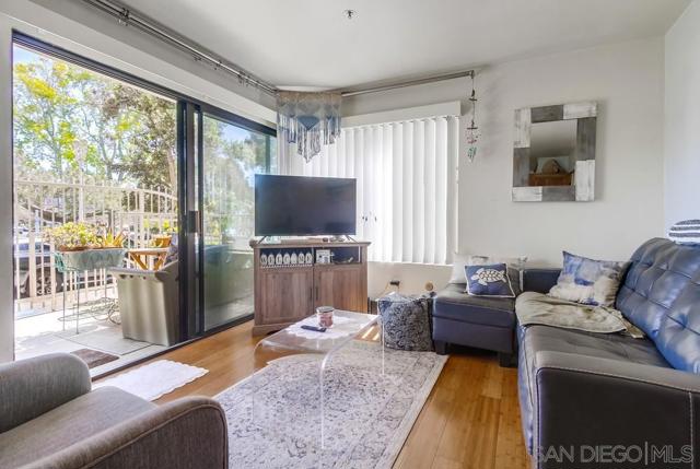 1251 Parker Pl, San Diego CA: https://media.crmls.org/mediaz/23b468ae-0aa7-4ea0-9e1e-62ac70ecc866.jpg