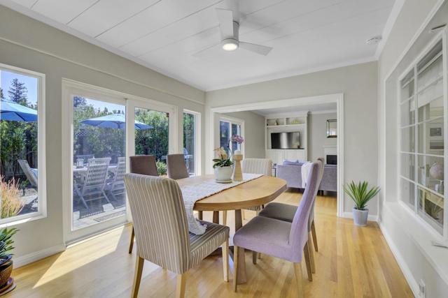 192 Oak Court, Menlo Park CA: https://media.crmls.org/mediaz/23b491ff-6456-4288-b94c-e2922bb900ee.jpg