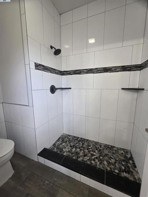 254 Peach Leaf Way, Sacramento CA: https://media.crmls.org/mediaz/23b49517-6aa0-4f82-a1a3-655725a575bf.jpg