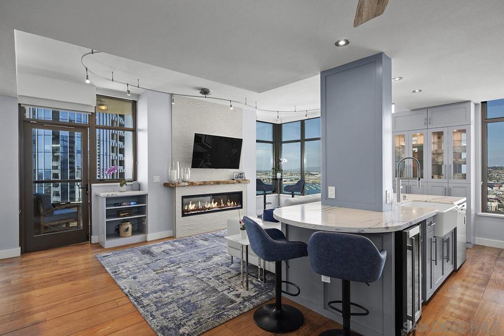 700 E Street - photo 2
