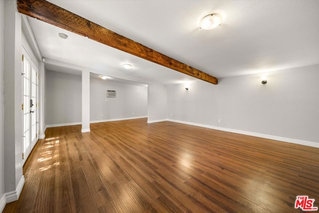 1404 N Hoover Street, Los Angeles CA: https://media.crmls.org/mediaz/23b6b6ec-e972-470b-903d-361bacd2c6dc.jpg