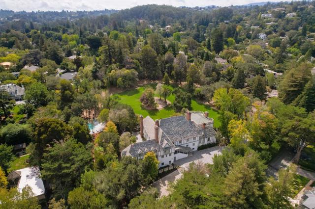 85 Fagan Drive, Hillsborough CA: https://media.crmls.org/mediaz/23b7ab87-4189-42af-a908-d277ce14500b.jpg