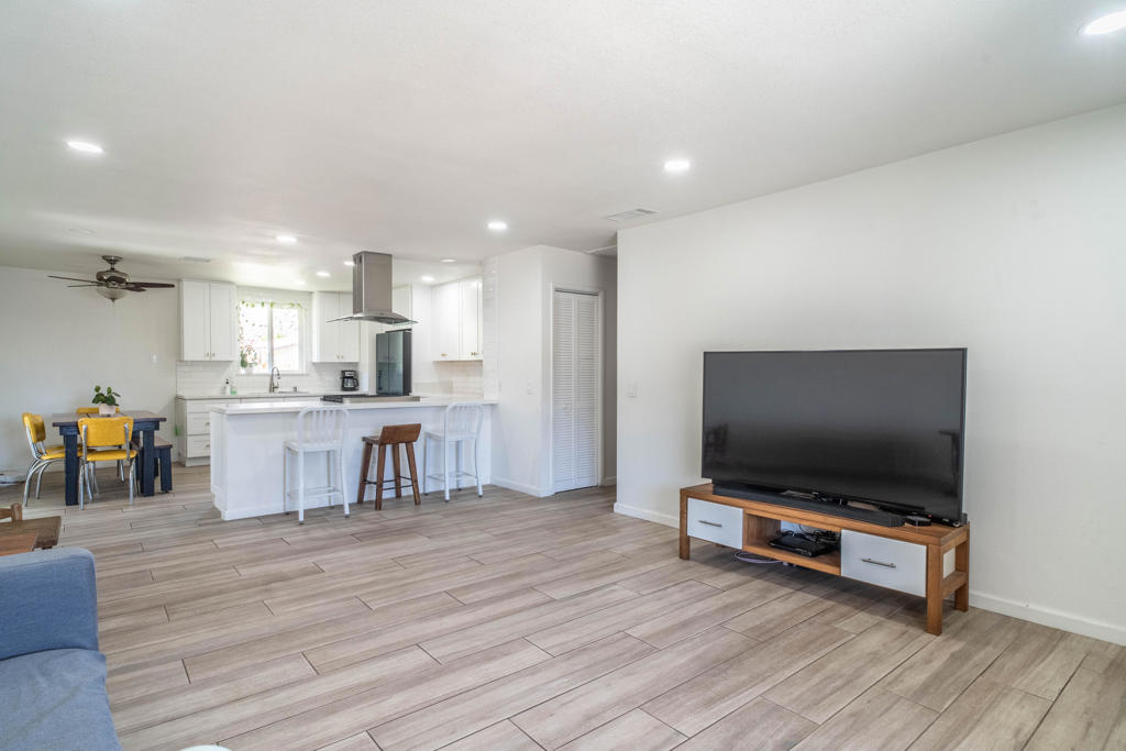 MLS #219139282DA image #6