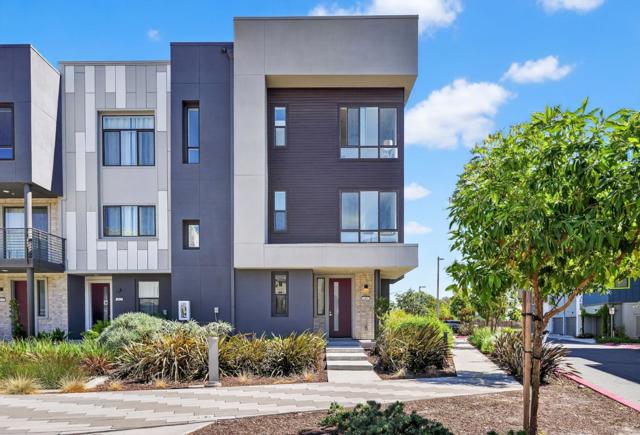 3891 Vanguard, Fremont CA: https://media.crmls.org/mediaz/23b87011-e2c6-4a63-a952-e827830a49d3.jpg