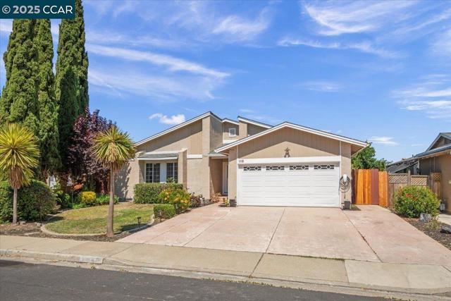 118 Cottonwood Ct, Hercules CA: https://media.crmls.org/mediaz/23b8d835-b290-4e17-85ae-6728a54ce4ee.jpg