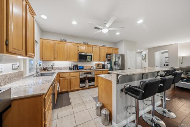 Detail Gallery Image 7 of 49 For 3146 Willow Tree Ln, Escondido,  CA 92027 - 3 Beds | 2 Baths