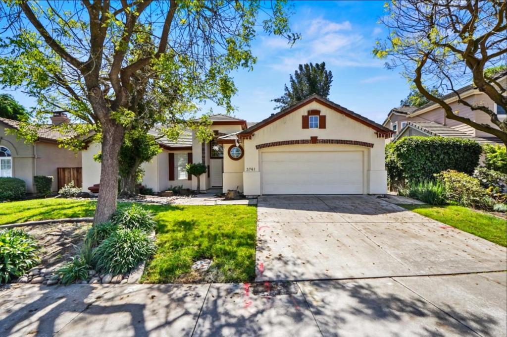 3741 Brook Valley Circle