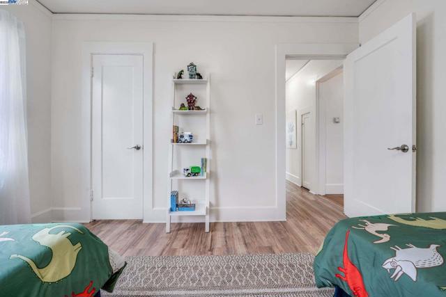 1510 Burbeck Ave, Richmond CA: https://media.crmls.org/mediaz/23bb30a9-e376-4bb1-94e6-467df84328a1.jpg