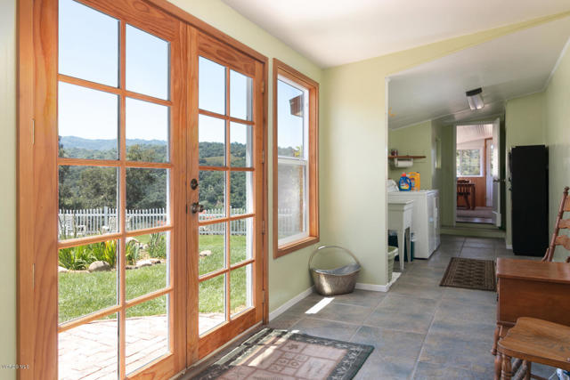 250 Verde Oak Drive, Oak View CA: https://media.crmls.org/mediaz/23bce292-42cd-470d-b7a1-011e8fe77d80.jpg