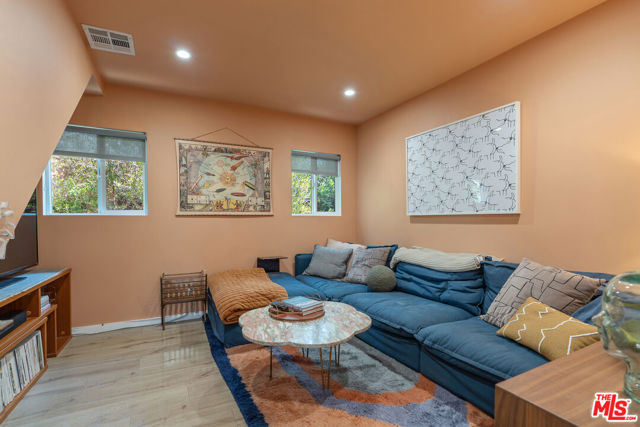 6300 Arroyo Glen Street, Los Angeles CA: https://media.crmls.org/mediaz/23bd5beb-5635-4591-abac-d1962375abfd.jpg