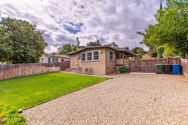 2905 Foothill Drive, Westlake Village CA: https://media.crmls.org/mediaz/23bdba41-059a-4a2f-9bc5-dd95b1f7a18f.jpg