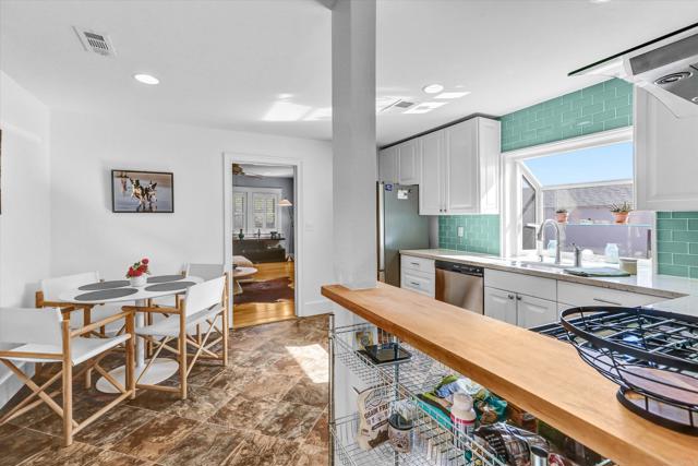 Detail Gallery Image 13 of 39 For 3544 Boundary St, San Diego,  CA 92104 - 2 Beds | 1 Baths