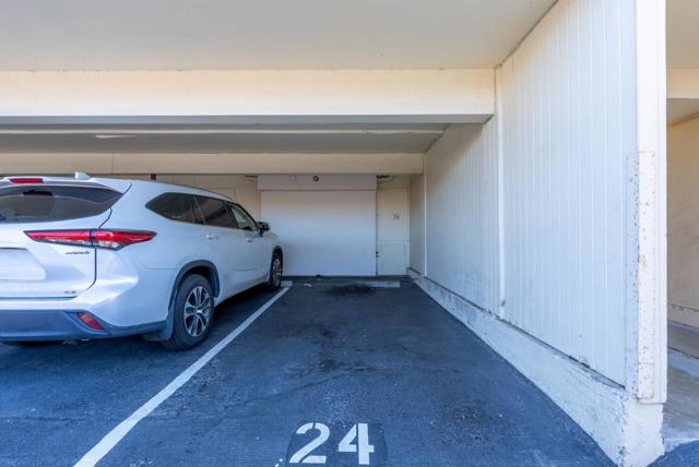 3015 Los Prados Street, San Mateo CA: https://media.crmls.org/mediaz/23bdf1d2-5f3a-41c0-9d5f-a7abf36cbf0d.jpg