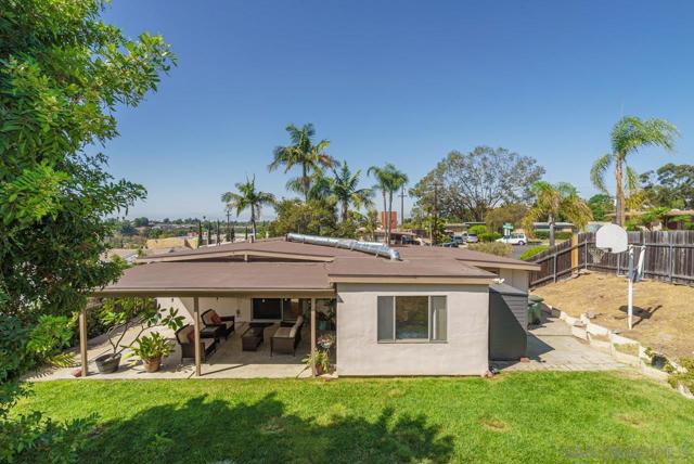 5393 Mary Fellows Avenue, La Mesa CA: https://media.crmls.org/mediaz/23be5fe7-97ab-4518-a506-223a416af52e.jpg