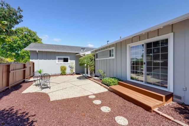 10800 W Estates Drive, Cupertino CA: https://media.crmls.org/mediaz/23be7af8-c6ef-4b17-96f9-faeb55f3c3cc.jpg