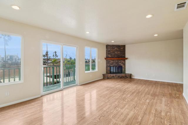 1906 08 S Broadway, Oceanside CA: https://media.crmls.org/mediaz/23be88be-e437-40ce-85b9-dfb6ff23270f.jpg