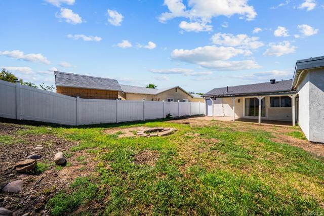 Detail Gallery Image 27 of 27 For 10461 Stanfield Cir, San Diego,  CA 92126 - 3 Beds | 2 Baths