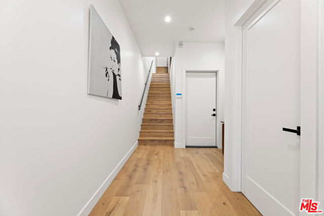 5118 Laurel Canyon, Valley Village CA: https://media.crmls.org/mediaz/23bf516b-9157-409a-bcc5-fe9aa84c9d89.jpg