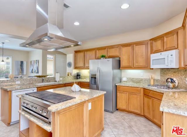 82104 Hopkins Drive, Indio CA: https://media.crmls.org/mediaz/23c05f4c-9e5d-4e97-88ab-56dbbade5d52.jpg
