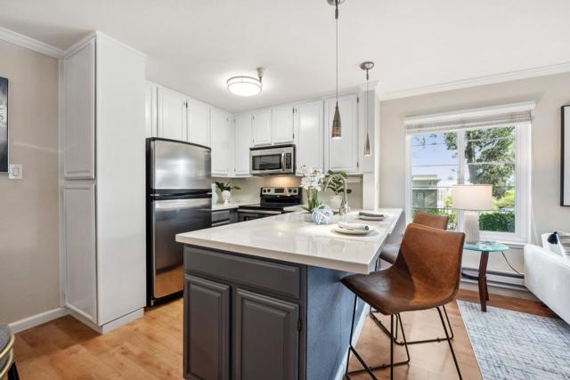 735 El Camino Real, Burlingame CA: https://media.crmls.org/mediaz/23c16ace-1d81-4c1e-b73e-4ca03ced4247.jpg