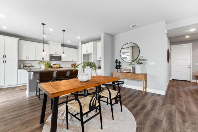8243 Blue Coral Avenue, Elk Grove CA: https://media.crmls.org/mediaz/23c184f0-ee81-4ede-8e0c-70893edb7b12.jpg