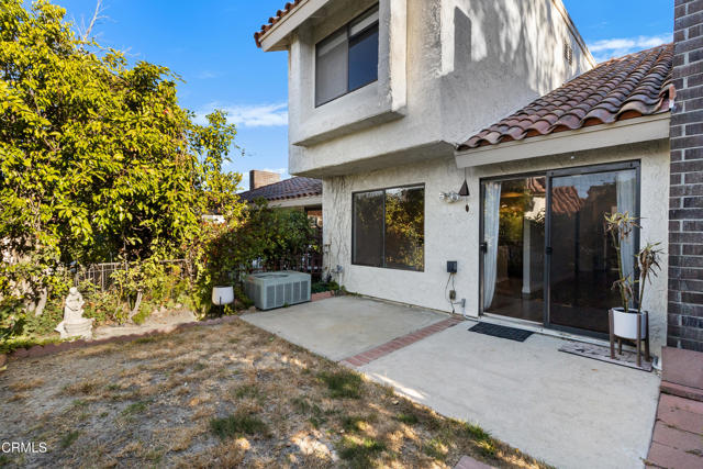 Detail Gallery Image 20 of 27 For 607 White Oak Ln, Newbury Park,  CA 91320 - 3 Beds | 2 Baths