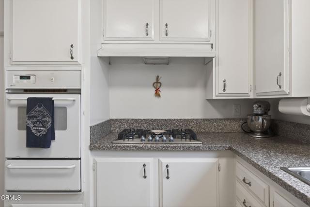 Detail Gallery Image 13 of 27 For 404 Mackay Ave, Ventura,  CA 93004 - 3 Beds | 2 Baths