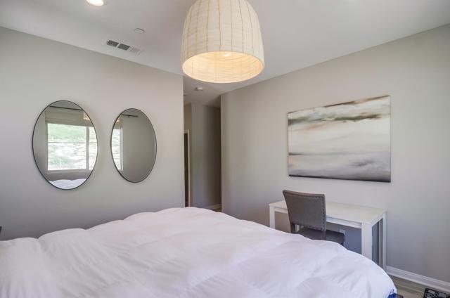 2304 Trevi Cir, Chula Vista CA: https://media.crmls.org/mediaz/23c2c63e-adbe-4361-97ef-0961fa0ceeb5.jpg