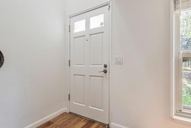 2286 Creek Bed Court, Santa Clara CA: https://media.crmls.org/mediaz/23c3e4d2-ce55-4f34-8131-4f6c5395337d.jpg