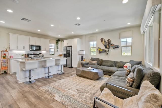 899 Slate Street, San Marcos CA: https://media.crmls.org/mediaz/23c3f6ac-bcb3-4601-8029-ac2e205b0bea.jpg