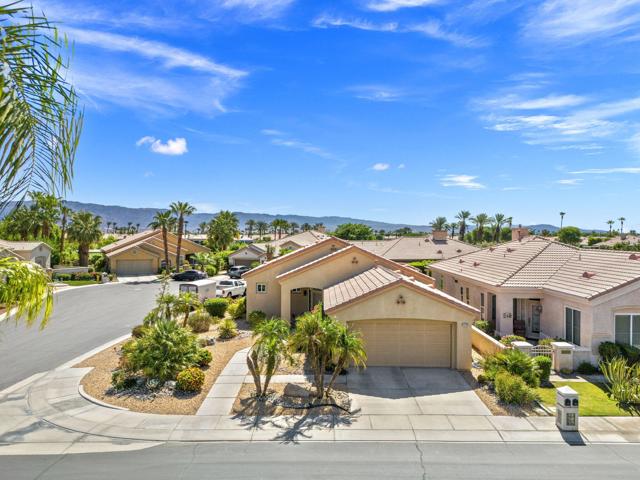 44718 Alexandria Vale, Indio CA: https://media.crmls.org/mediaz/23c445c2-9004-414e-b47d-062855ddba06.jpg