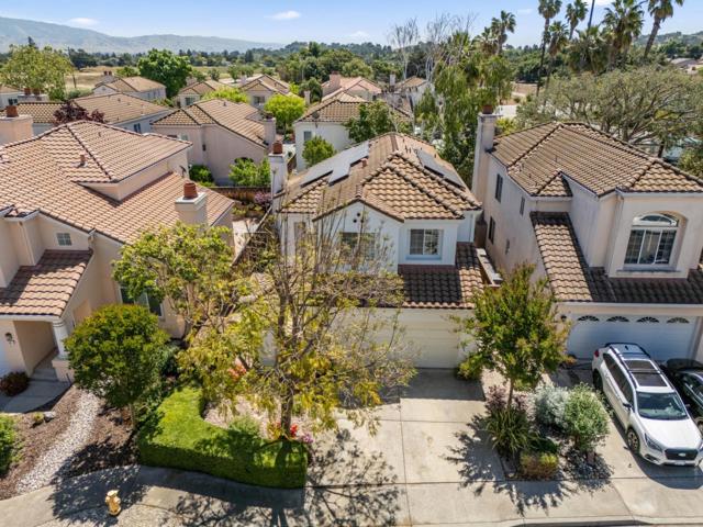 507 Via Sorrento, Morgan Hill CA: https://media.crmls.org/mediaz/23c44d10-2d05-43e9-bdf8-4c286ef5a57c.jpg