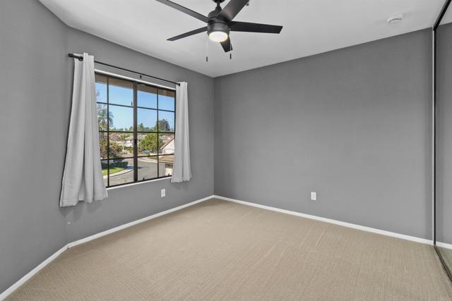 Detail Gallery Image 25 of 48 For 1922 Spyglass Cir, Vista,  CA 92081 - 4 Beds | 2/1 Baths