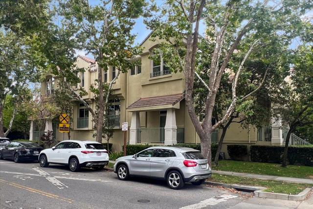 153 Irene Court, Mountain View CA: https://media.crmls.org/mediaz/23c5fca0-1d54-4d05-864d-e093414c2b77.jpg