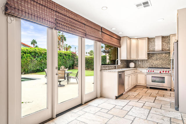 2305 E Sonora Road, Palm Springs CA: https://media.crmls.org/mediaz/23c63ca6-9c3e-4fdd-b1b6-bc05986ab414.jpg