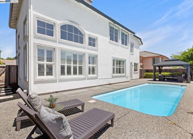 156 Elisha Ln, San Ramon CA: https://media.crmls.org/mediaz/23c68150-59e5-435a-a9f0-8e078263a850.jpg