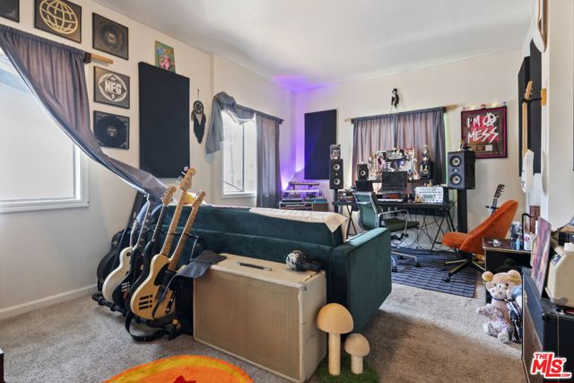 5375 Raphael Street, Los Angeles CA: https://media.crmls.org/mediaz/23c825f9-4be0-4bb4-9254-06427ce43488.jpg