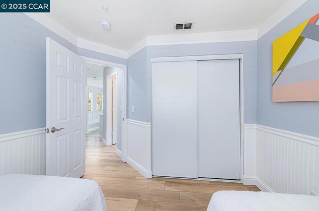 6026 Condor St, Danville CA: https://media.crmls.org/mediaz/23c84296-1fa5-4d2e-9f50-690d058624b1.jpg