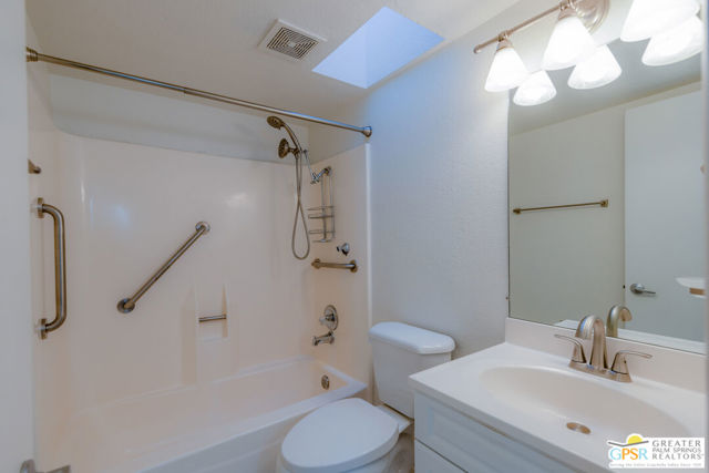 473 E Bradshaw Lane #10, Palm Springs, CA 92262