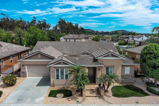 387 MELBOURNE GLN, Escondido CA: https://media.crmls.org/mediaz/23c8b294-e614-4430-ad5f-814cfa4d2699.jpg