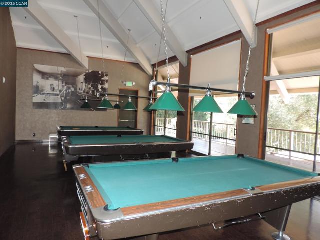 470 N Civic Dr., Walnut Creek CA: https://media.crmls.org/mediaz/23c9a77d-5f9f-4e88-9d92-eecac16943a5.jpg