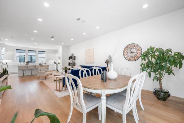 2180 Corsair Street, Alameda CA: https://media.crmls.org/mediaz/23cba1f5-4c86-42b5-acec-c7ba3cc78ab7.jpg