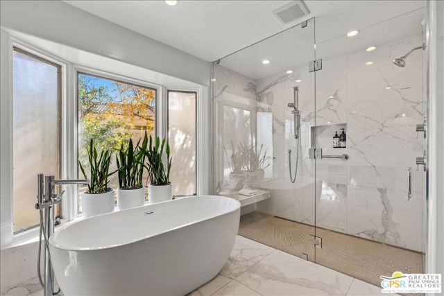 5365 E Cherry Hills Drive, Palm Springs CA: https://media.crmls.org/mediaz/23ce6a86-cb21-45ac-ac41-fdf2f386c443.jpg