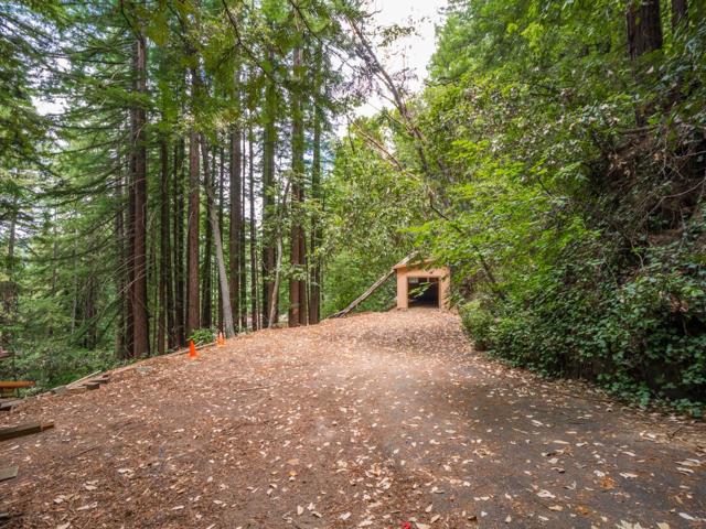 325 Woodland Drive, Scotts Valley CA: https://media.crmls.org/mediaz/23cf8ff8-a3d5-4251-a3b8-1ea5b4e457ac.jpg