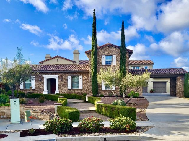 11443 Stockwood Cove, San Diego CA: https://media.crmls.org/mediaz/23cfc4fe-fd7b-405f-870e-f8593260638e.jpg