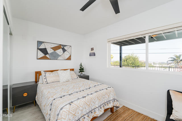 3086 Grove Street, Ventura CA: https://media.crmls.org/mediaz/23d144d8-7315-4a2a-80df-141cd389bbd2.jpg