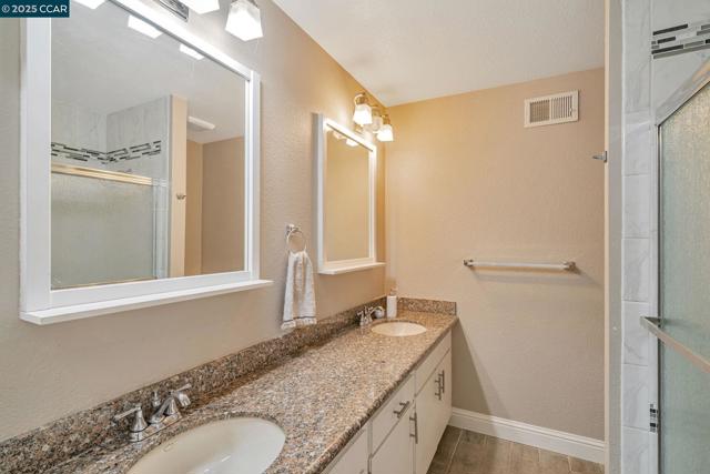 570 Zephyr Cir, Danville CA: https://media.crmls.org/mediaz/23d1e872-f896-45d0-b0ce-b0546dd50ab5.jpg