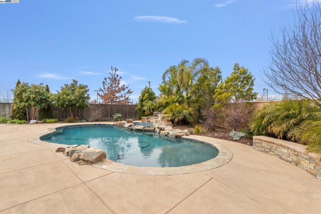 Image 39 of 48 For 10016 Wagoner Way