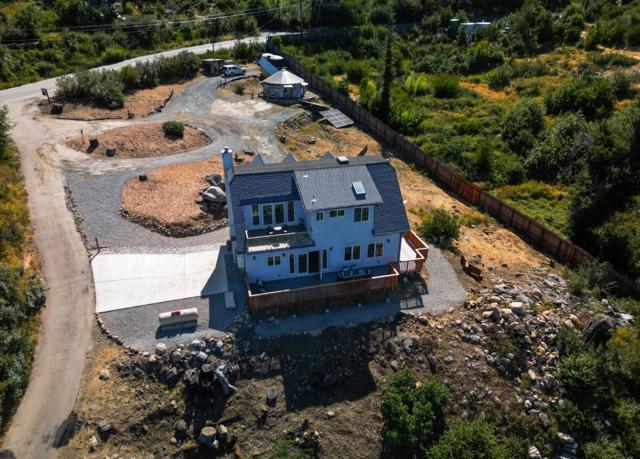 10701 Empire Grade, Santa Cruz CA: https://media.crmls.org/mediaz/23d210c6-908b-4039-b1de-7a5f847a86b6.jpg